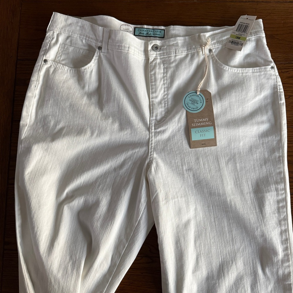 NWT‎ Charter Club Woman Tummy Slimming White Denim Jeans Classic 18W - Picture 2 of 11